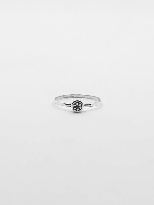 Tiny Flower Sterling Silver Ring - 8